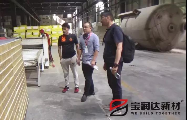 外蒙古客戶來訪寶潤(rùn)達(dá)洽談保溫一體板合作
