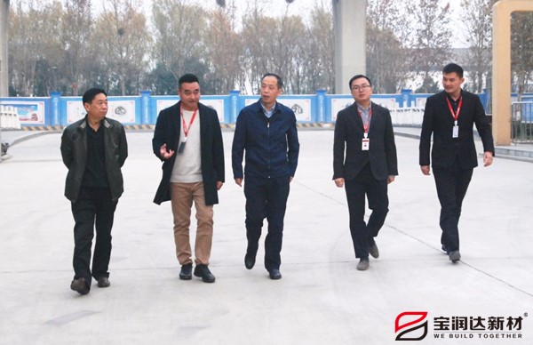 市集聚區(qū)主任來寶潤達視察